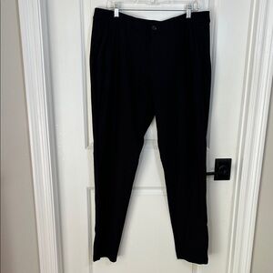 Lululemon Men’s Black Performance Tapered Leg Pants Size 36